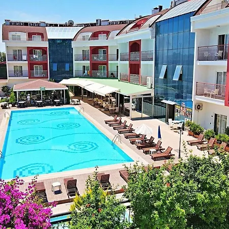 Legend Otel 4*