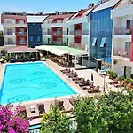 Legend Hotel 4*