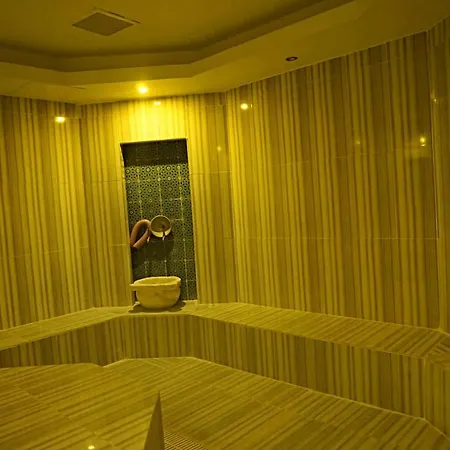 Hotel Legend 4*