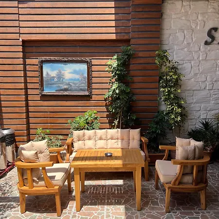 Legend - 4* Side